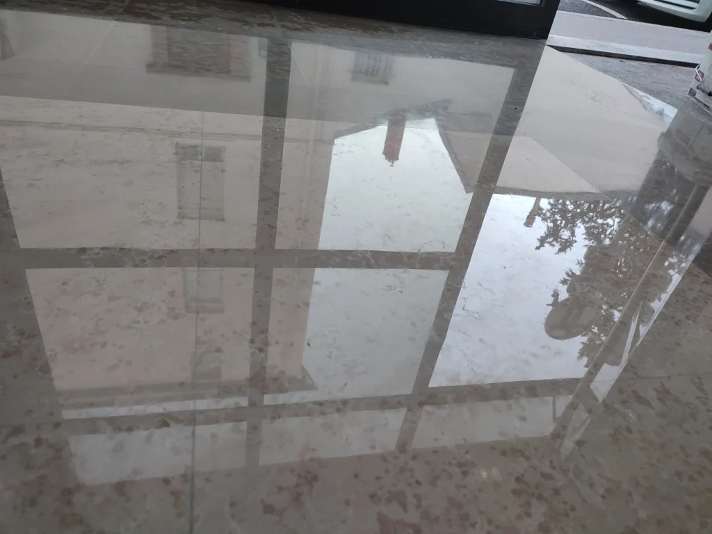 Cristallisation en cours — chantier Lyon